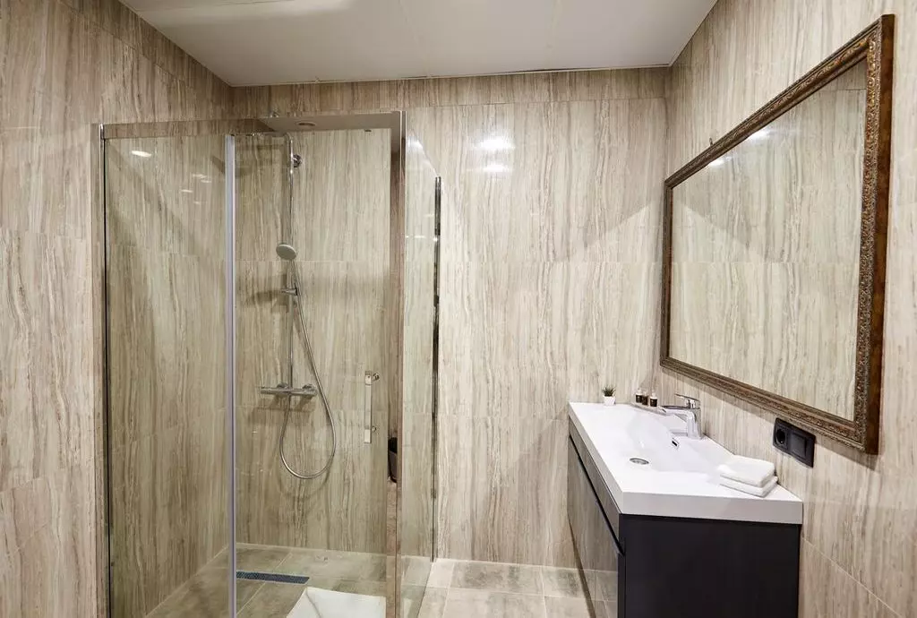 hotel best western city center tbilisi_shabavizparvaz_05.jpg